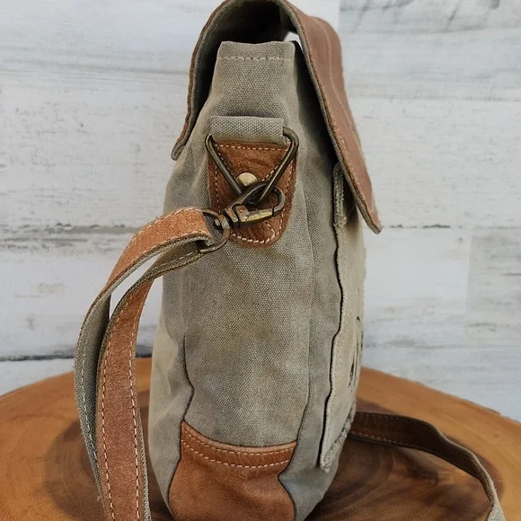 CLEA RAY UPCYCLED MILITARY TENT CANVAS AND LEATHER CROSSBODY BAG - Picture 7 of 14